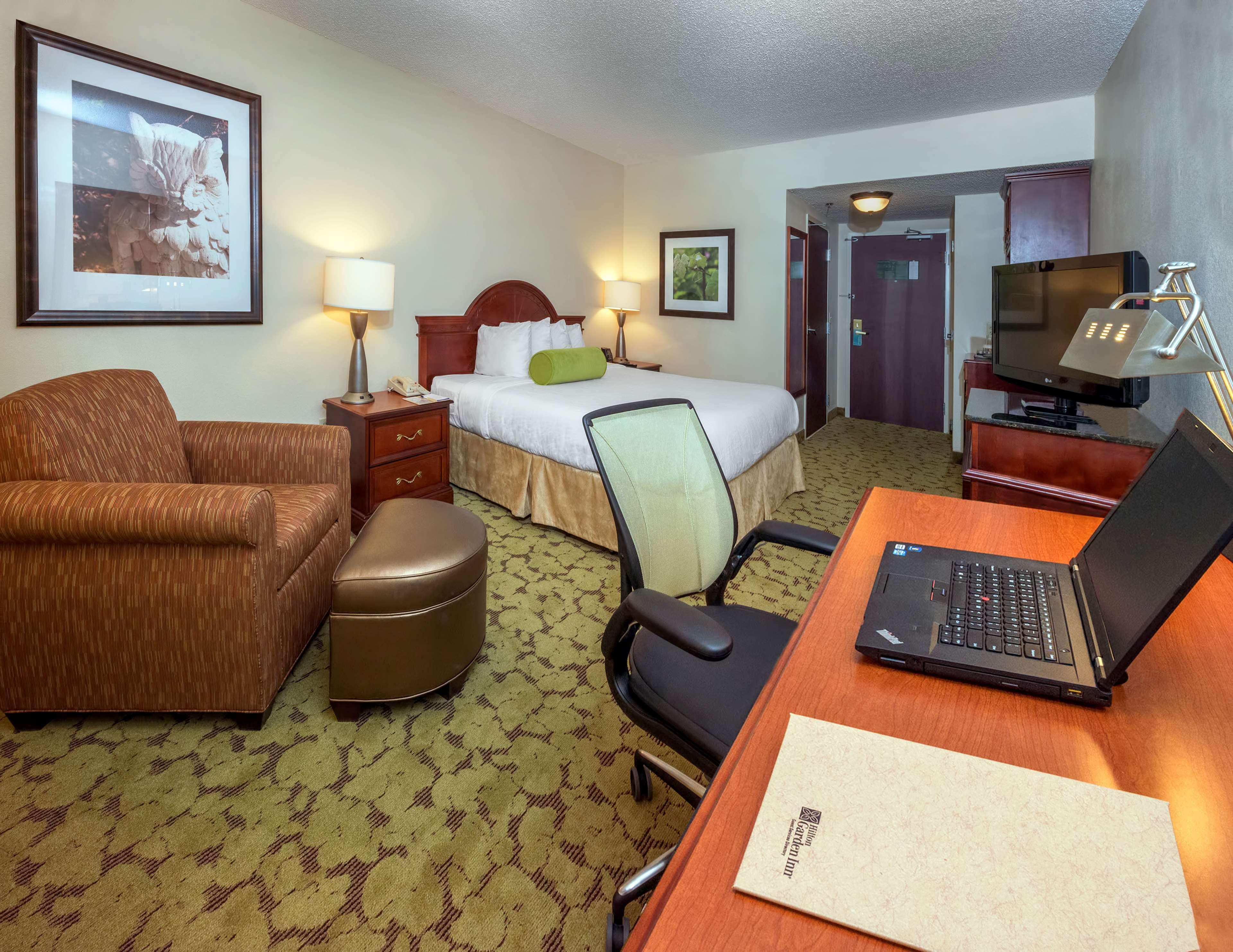 Hilton Garden Inn Montgomery East Номер фото